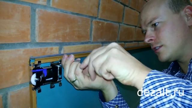 Замена роликов стенли смотреть онлайн