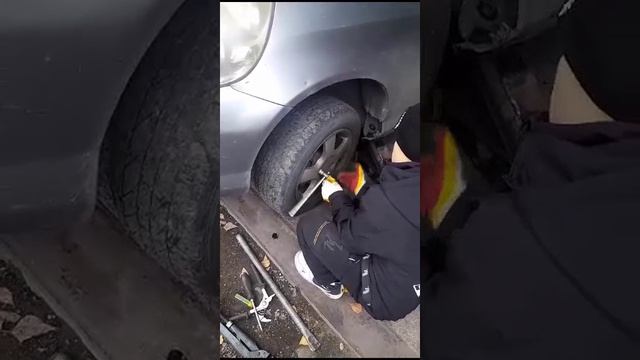 Замена левого рычага на Honda Fit (GD3) смотреть онлайн