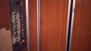 Финальная поездка на старом лифте, после чего, его сразу отключили на замену((( (23.05.2022)