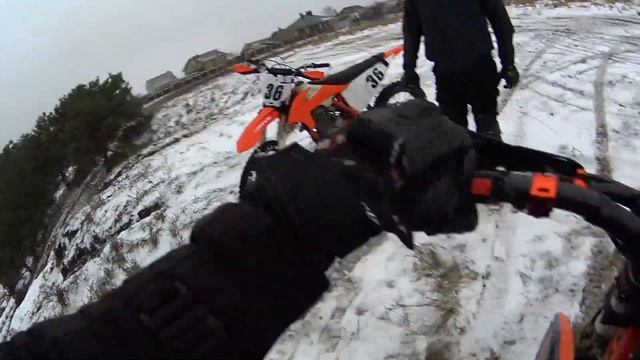 Зимнее эндуро на шипах смотреть онлайн