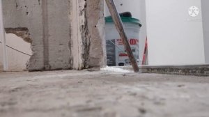 НАЛИВНОЙ ПОЛ В ВАННОЙ И ТУАЛЕТЕ ЗА 40 МИНУТ. ВЫРАВНИВАНИЕ ПОЛА БЕЗ МАЯКОВ