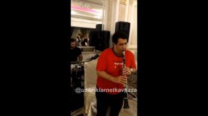 Юра Сумгаитский  -  Sen gelmez oldun(Ты не пришла)