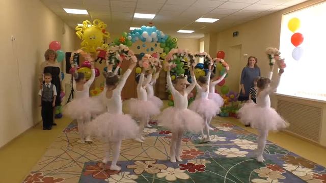 Дюймовочка смотреть онлайн