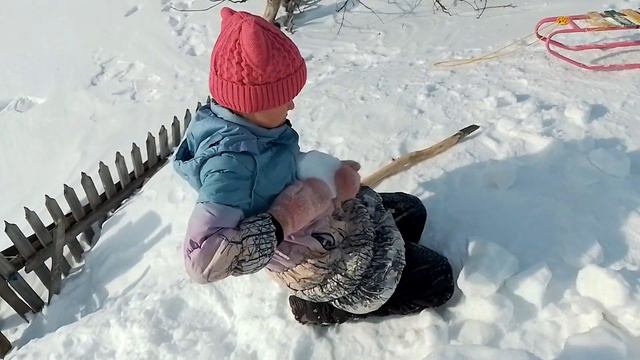 снежная крепость! #1марта #весна #русскаядеревня #русская #природа #снег