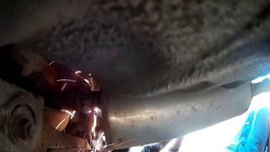 Ремонт глушителя (MAZDA 626)