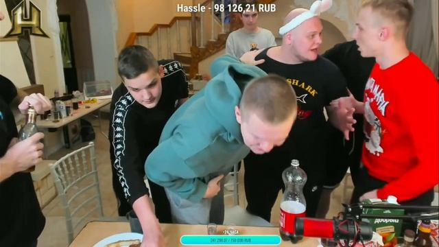 ЛЯШОВ и ГРОЗНЫЙ ЧУТЬ НЕ  ПОДРАЛИСЬ на СТРИМХАТЕ...