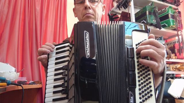 Аккордеон Weltmeister Stella, 3/4, гарантия смотреть онлайн