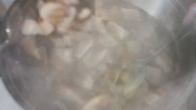 Из того ЧТО ЕСТЬ в холодильнике. Быстрый СУП с ФРИКАДЕЛЬКАМИ. смотреть онлайн