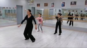 Медленный вальс. С чего начать обучение детей.