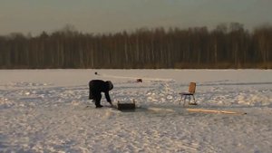 Зимой на Святом озере  в Косино