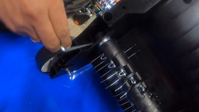 Аэратор для газона STIHL RLE 240 часть 1 смотреть онлайн