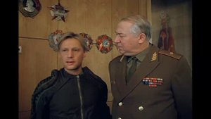 Сдаёт старик - На Дерибасовской хорошая погода
