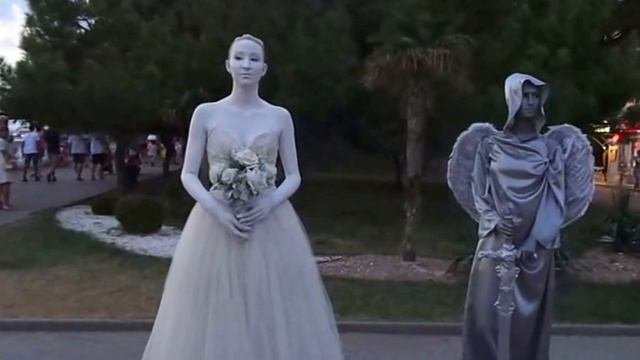 Удивительные живые скульптуры