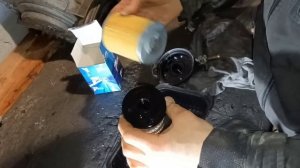 OPEL FRONTERA 2.2, diesel 2000. Replacing the fuel filter.