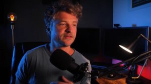 Creative Director reacts to Harry Styles' Fine Line cover