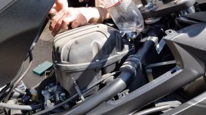 Yamaha XJ6-SA Diversion: Замена воздушного фильтра