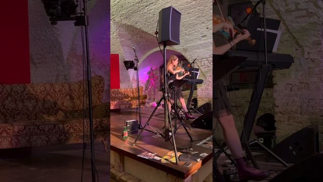 Nina Sofie - performance at the presentation of WIENERIN magazine смотреть онлайн