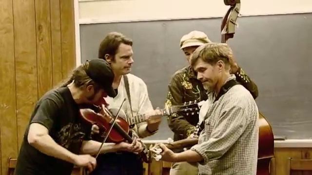 The Freight Hoppers - I Hate that Train that carried my Gal from Town смотреть онлайн