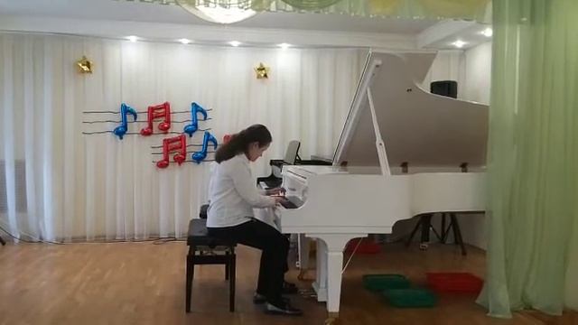 Н. Богословский "Игра с котёнком" — Алина Абдуллазянова и Мария Бурова смотреть онлайн