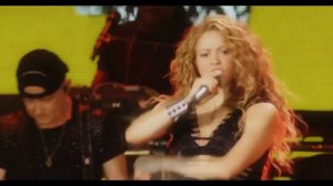 Shakira - La La La / Waka Waka (From 'Shakira In Concert: El Dorado World Tour')