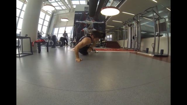 фристайл отжимания/ freestyle push ups смотреть онлайн
