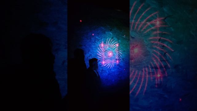 Лазерный проектор со встроенным аккумулятором ESHINY Z238 смотреть онлайн