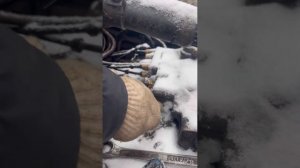 Замена датчика заднего хода и амортизатор кабины