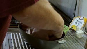 Курица тушёная в духовке