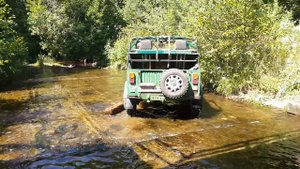 Луаз 1.6 ТД на тракторной резине. Заедет куда угодно.