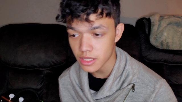 Smoke Signals by Cavetown and Tessa Violet - uke cover but the second chorus has dice and stuff смотреть онлайн