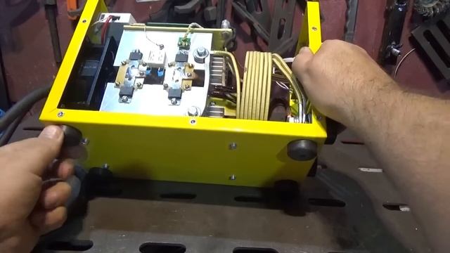 ИЖ ВД 200 Новинка! Обзор проф-аппарата от сварщика смотреть онлайн