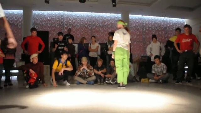 Rest in Beats 2011 2nd round SVOI LUDI vs RASTY & XXXX смотреть онлайн