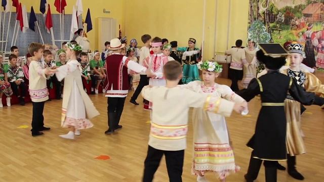 День народного единства в "Чудо-Чадо" смотреть онлайн