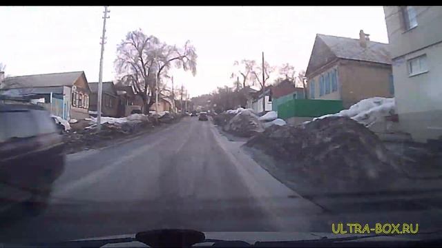 Неожиданное испытание багажника ULTRA BOX смотреть онлайн