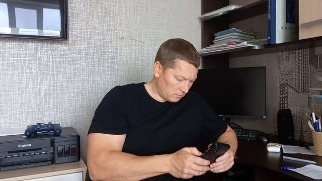 Звоню Мэру Тимашевска,что бы помог блогеру.
