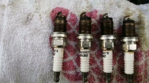 Тойота Приус 20 Замена свечей. Замена масла. Toyota Prius