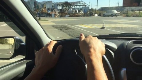 Упражнение разворот в ограниченном пространстве