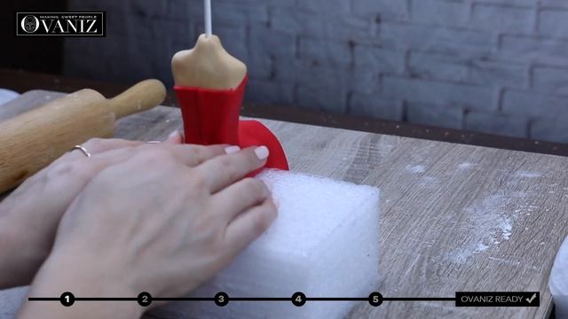 Making fondant figures | How to make fondant woman | Sitting fondant figure | Cake figurines смотреть онлайн