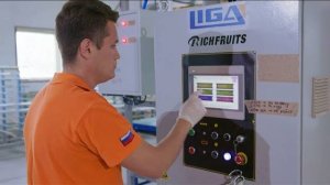Автоматическая покрасочная камера спрейного нанесения от компании RICHFRUITS