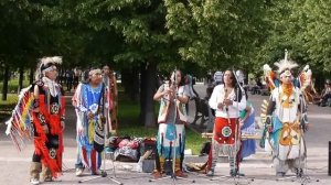 Индейская этническая музыка в Москве. Эквадорский ансамбль Camuendo Marka