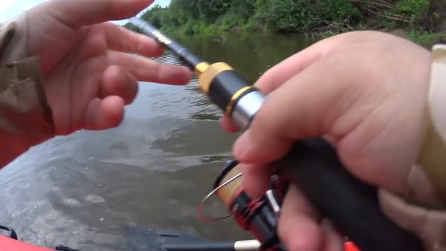 Федя поставил Smith D-Contact и смотрите кого поймал )) Лучшие воблеры на щуку и окуня смотреть онлайн