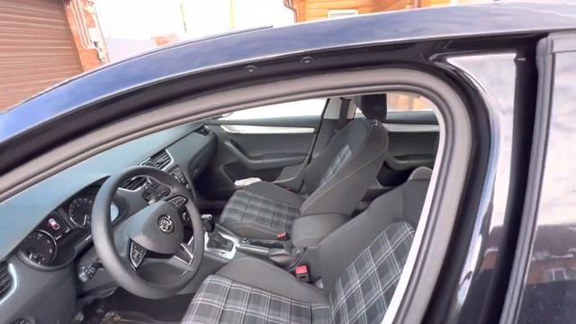 Электропривод багажника на Skoda Octavia a7 лифтбек + easy open ( открытие взмахом ноги ) смотреть онлайн