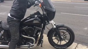 Harley Dyna Street Bob with Stereo