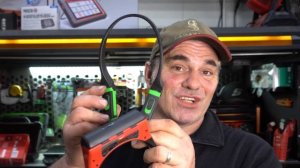 Milwaukee REDLITHIUM™ USB 400L Neck Light