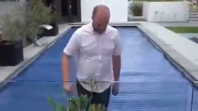 Роллетное покрытие для бассейна Rollo Cover смотреть онлайн