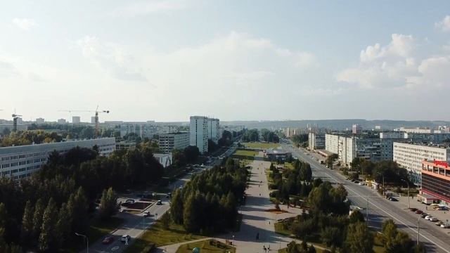 КЕМЕРОВО, ВИД НА БУЛЬВАР С ВЫСОТЫ смотреть онлайн