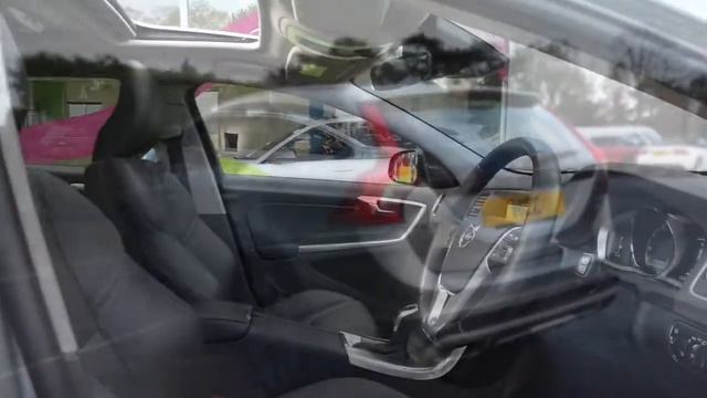 Volvo V60 Cross Country 2015(65) смотреть онлайн