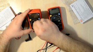 UNI-T UT136B Мультиметр