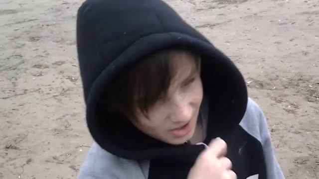 Снимаю видео про улицу ! Друзья без меня занимаются дурней? смотреть онлайн