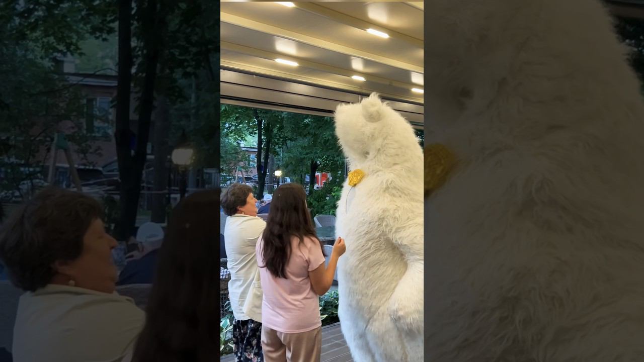 Неожиданный Сюрприз для Родителей: Как Грузинский Ресторан Превратился в Праздник с Ютуб Мишкой! смотреть онлайн